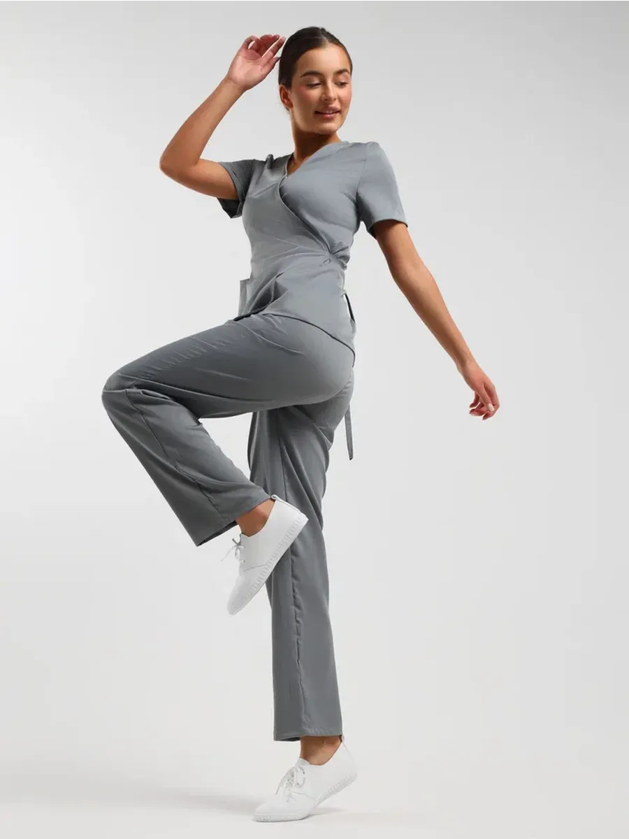 Медицинский костюм стрейч на запах с брюками палаццо